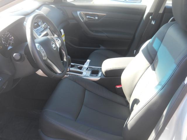 Nissan Altima 2013 photo 4