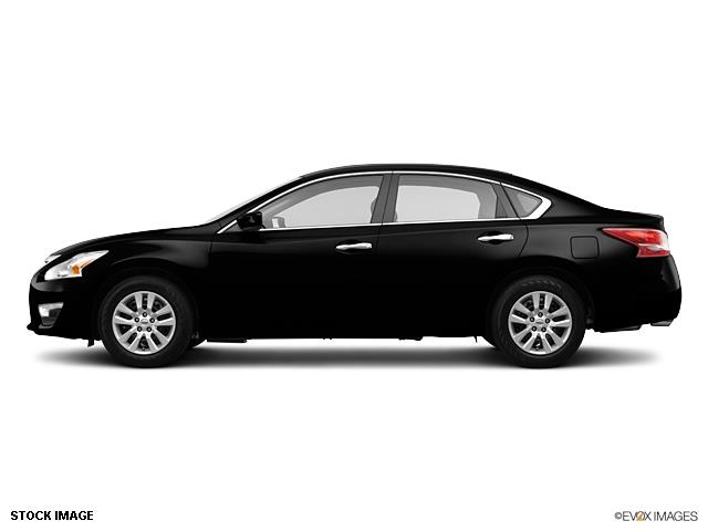 Nissan Altima 2013 photo 2