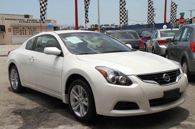 Nissan Altima 2013 photo 1