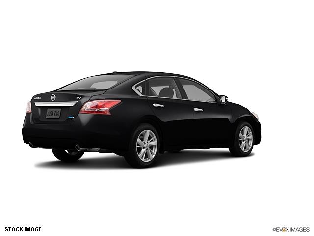 Nissan Altima 2013 photo 1