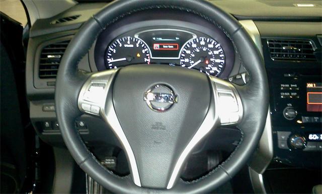 Nissan Altima 2013 photo 5