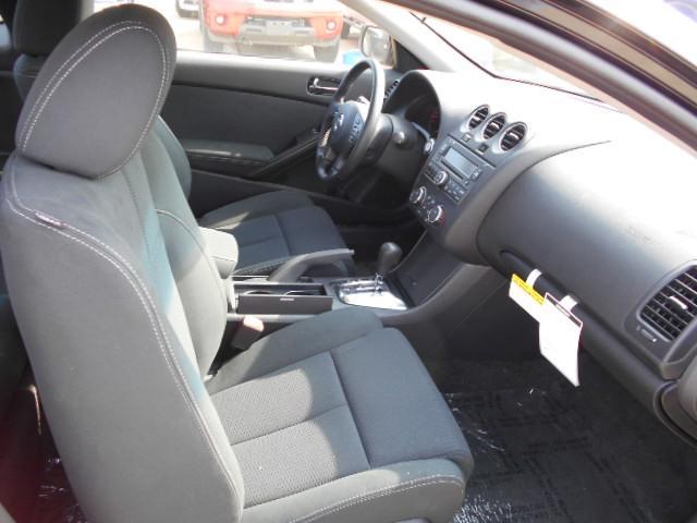 Nissan Altima 2013 photo 12