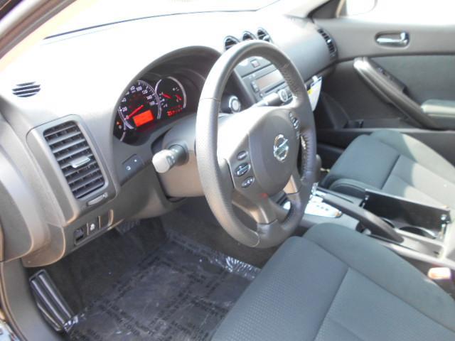 Nissan Altima 2013 photo 4