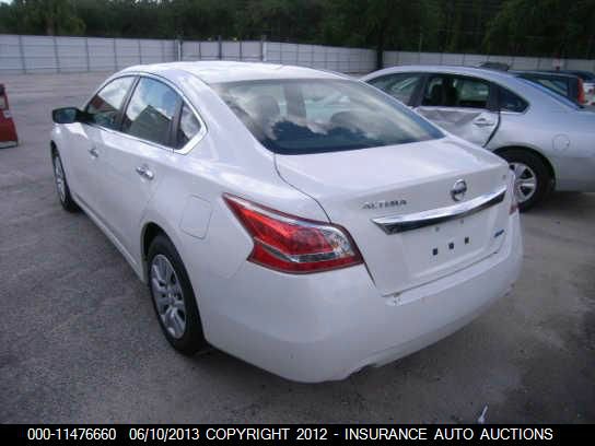 Nissan Altima 2013 photo 2