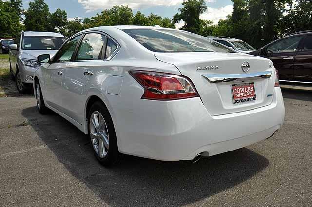 Nissan Altima 2013 photo 4