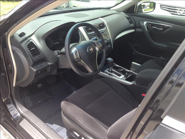 Nissan Altima 2013 photo 6