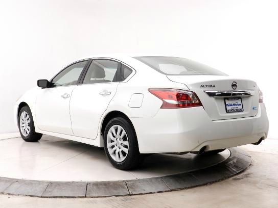 Nissan Altima SLT Quad Cab 2WD Sedan