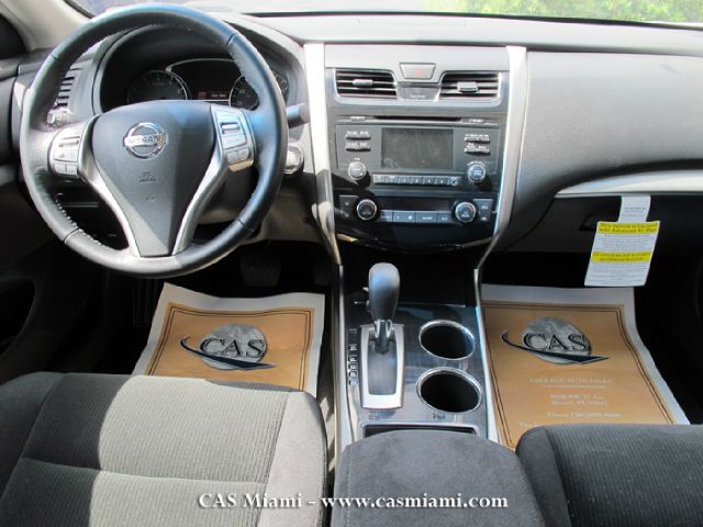 Nissan Altima 2013 photo 5