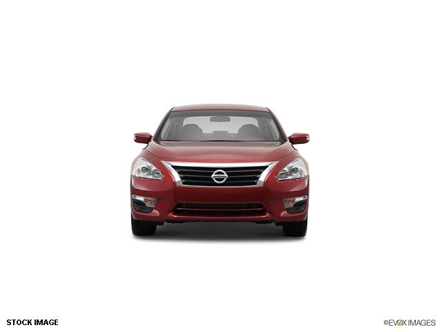 Nissan Altima 2013 photo 4