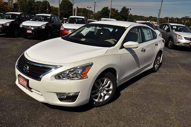 Nissan Altima 2014 photo 4