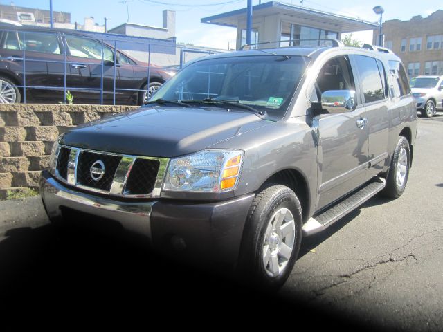 Nissan Armada 2004 photo 2