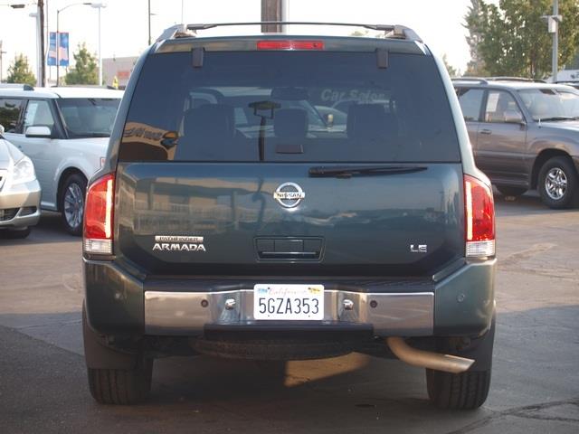 Nissan Armada 2004 photo 2