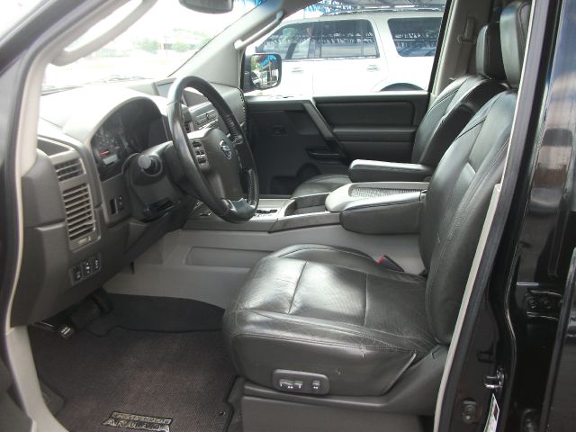 Nissan Armada 2004 photo 15