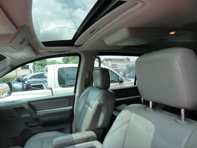 Nissan Armada 2004 photo 3