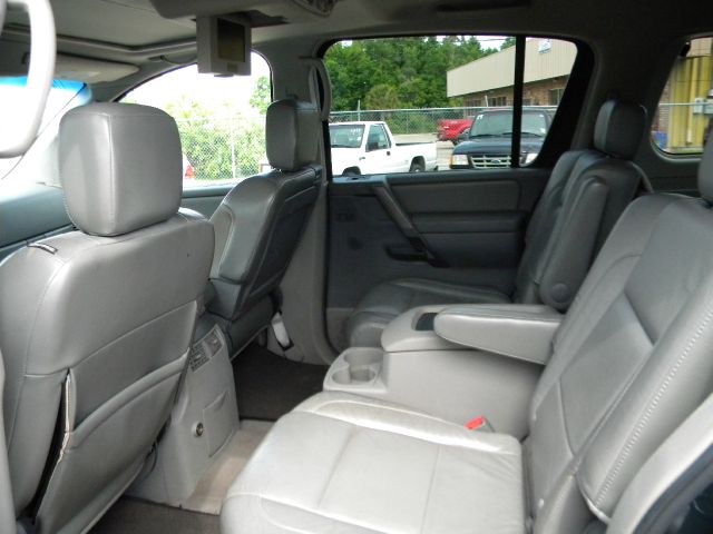 Nissan Armada 2004 photo 1