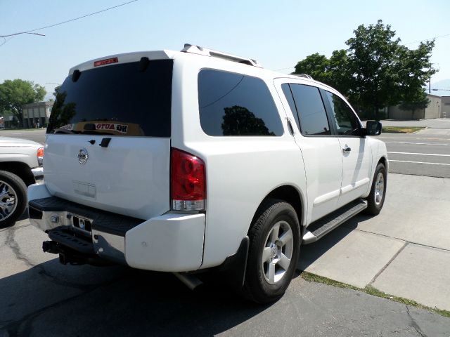 Nissan Armada 2004 photo 2