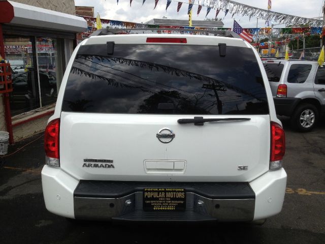 Nissan Armada 2004 photo 4