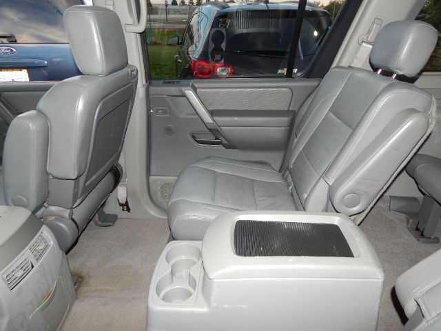 Nissan Armada 2004 photo 1