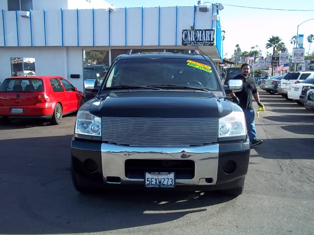 Nissan Armada 2004 photo 2