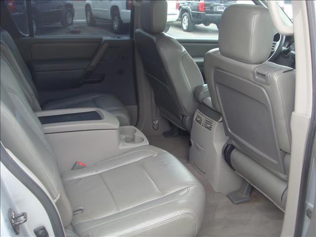 Nissan Armada 2004 photo 5