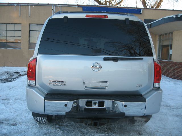 Nissan Armada 2004 photo 1