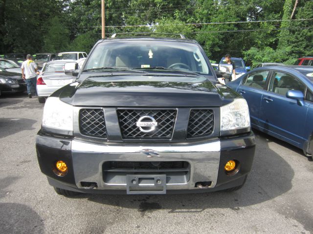 Nissan Armada 2004 photo 2