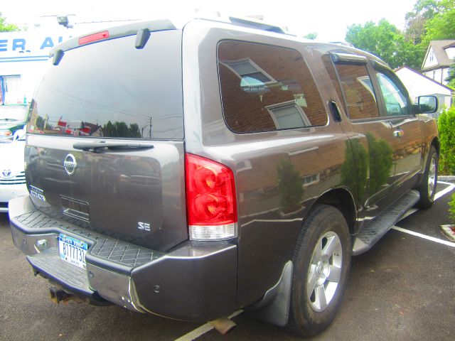 Nissan Armada 2004 photo 1