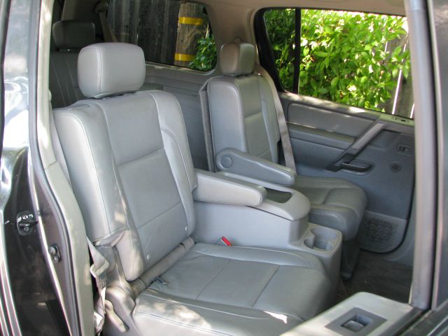 Nissan Armada 2004 photo 28