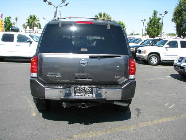 Nissan Armada 2004 photo 4