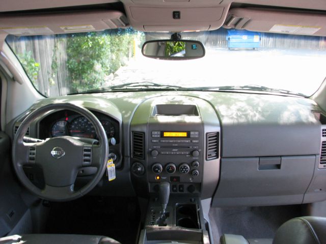 Nissan Armada 2004 photo 6