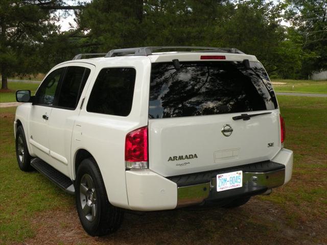 Nissan Armada 2005 photo 1