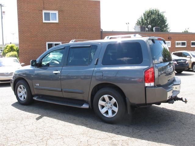 Nissan Armada 2005 photo 2