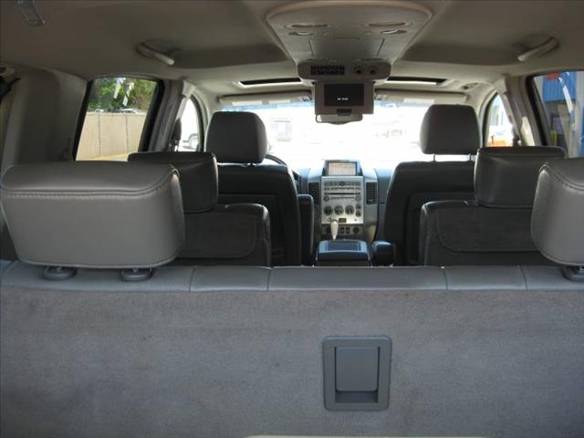 Nissan Armada 2005 photo 5