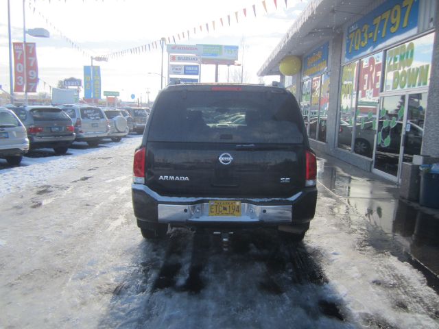 Nissan Armada 2005 photo 2