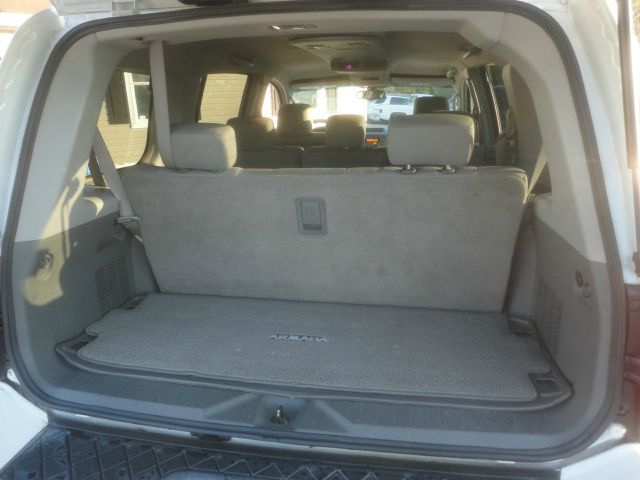 Nissan Armada 2005 photo 2