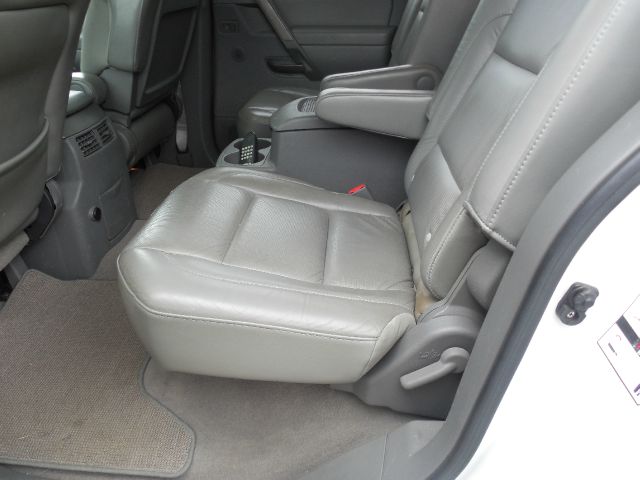 Nissan Armada 2005 photo 8