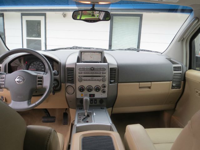 Nissan Armada 2005 photo 13