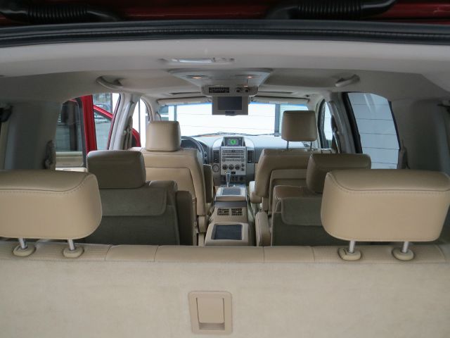 Nissan Armada 2005 photo 5