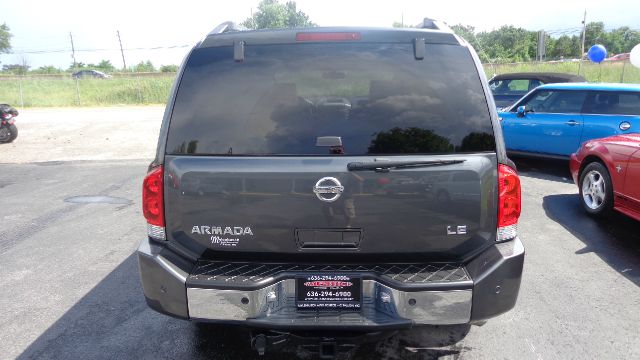 Nissan Armada 2006 photo 2