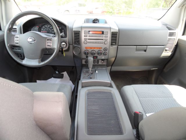 Nissan Armada 2006 photo 8