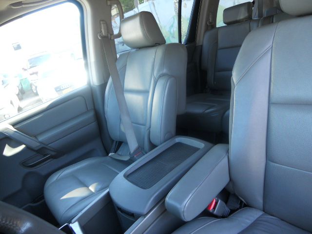 Nissan Armada 2006 photo 10