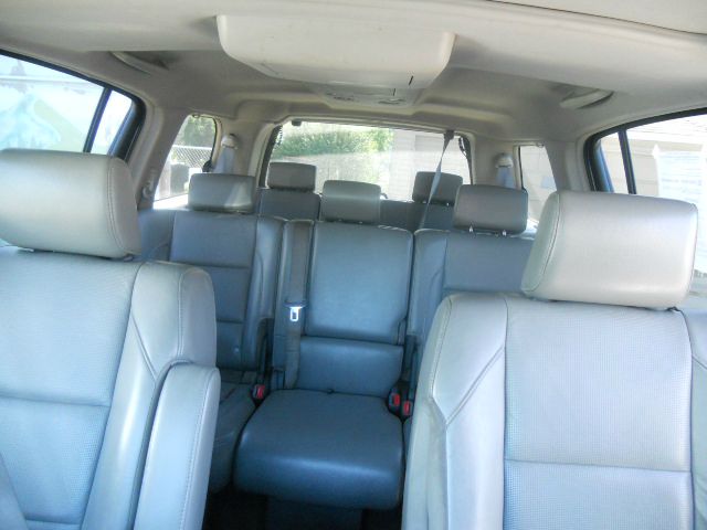 Nissan Armada 2006 photo 11