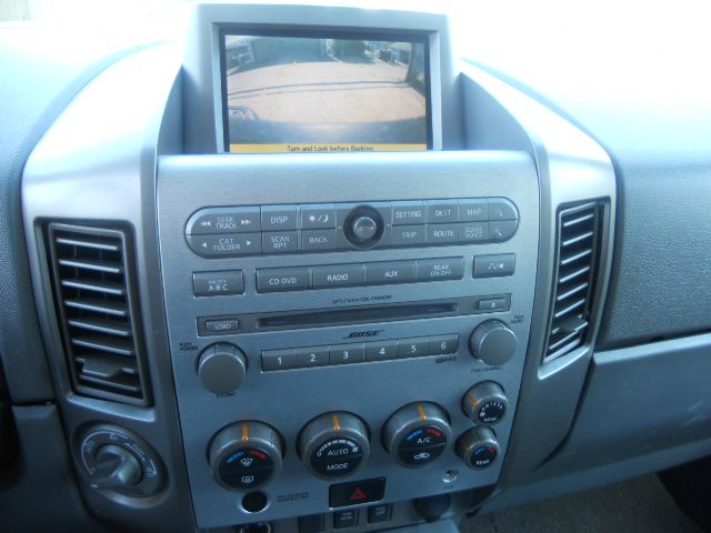 Nissan Armada 2006 photo 2