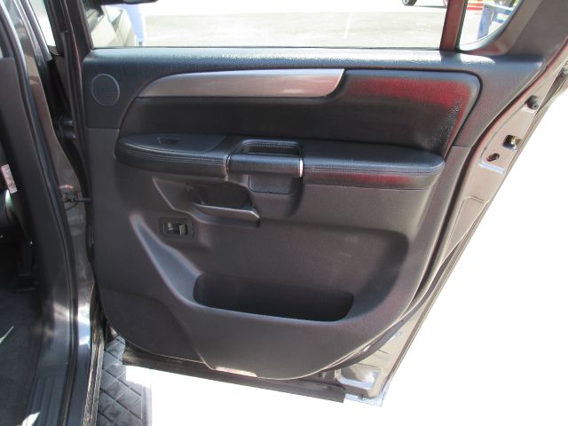 Nissan Armada 2008 photo 8