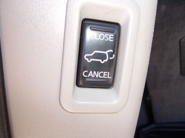 Nissan Armada 2008 photo 9