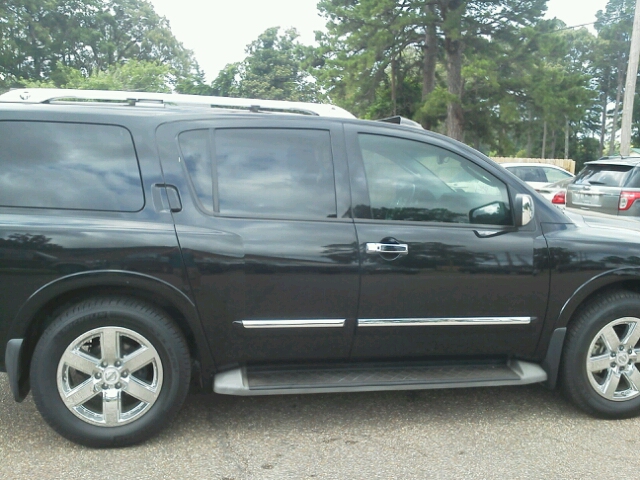 Nissan Armada 2010 photo 3