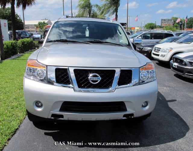 Nissan Armada 2010 photo 1