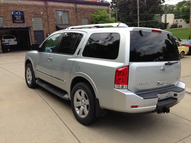 Nissan Armada 2011 photo 1