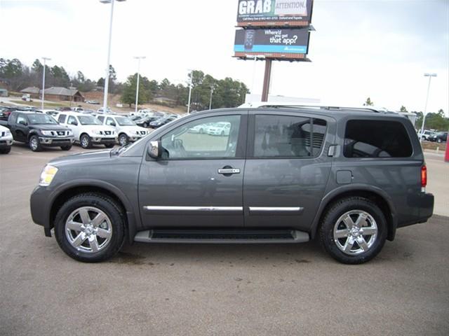 Nissan Armada 2011 photo 2