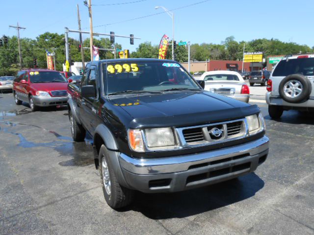 Nissan Frontier 1999 photo 4